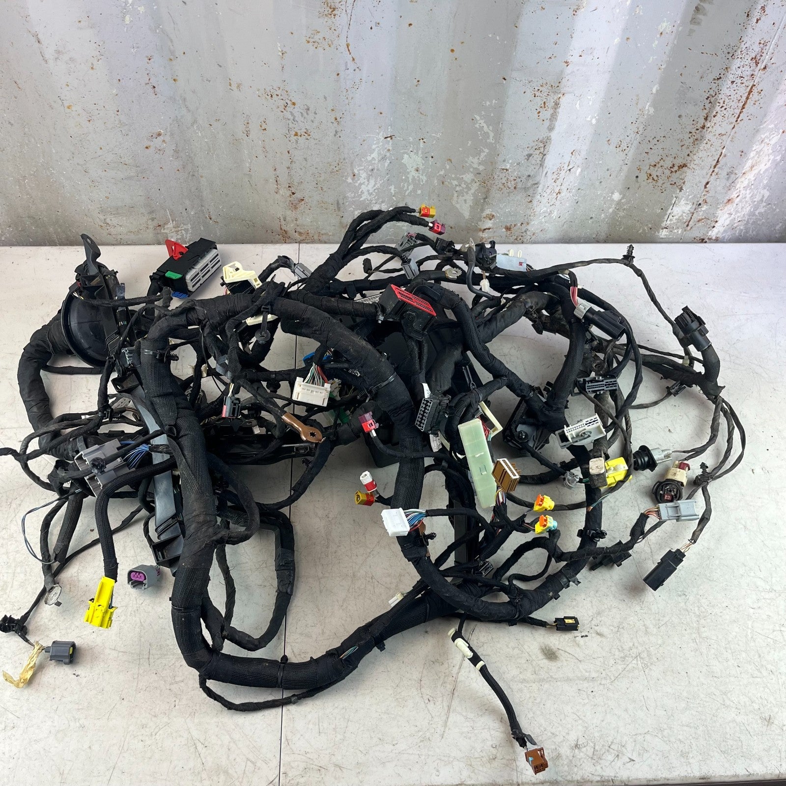 2015 DODGE CHALLENGER ENGINE ROOM FRONT BODY WIRE WIRING HARNESS 68225889AD OEM