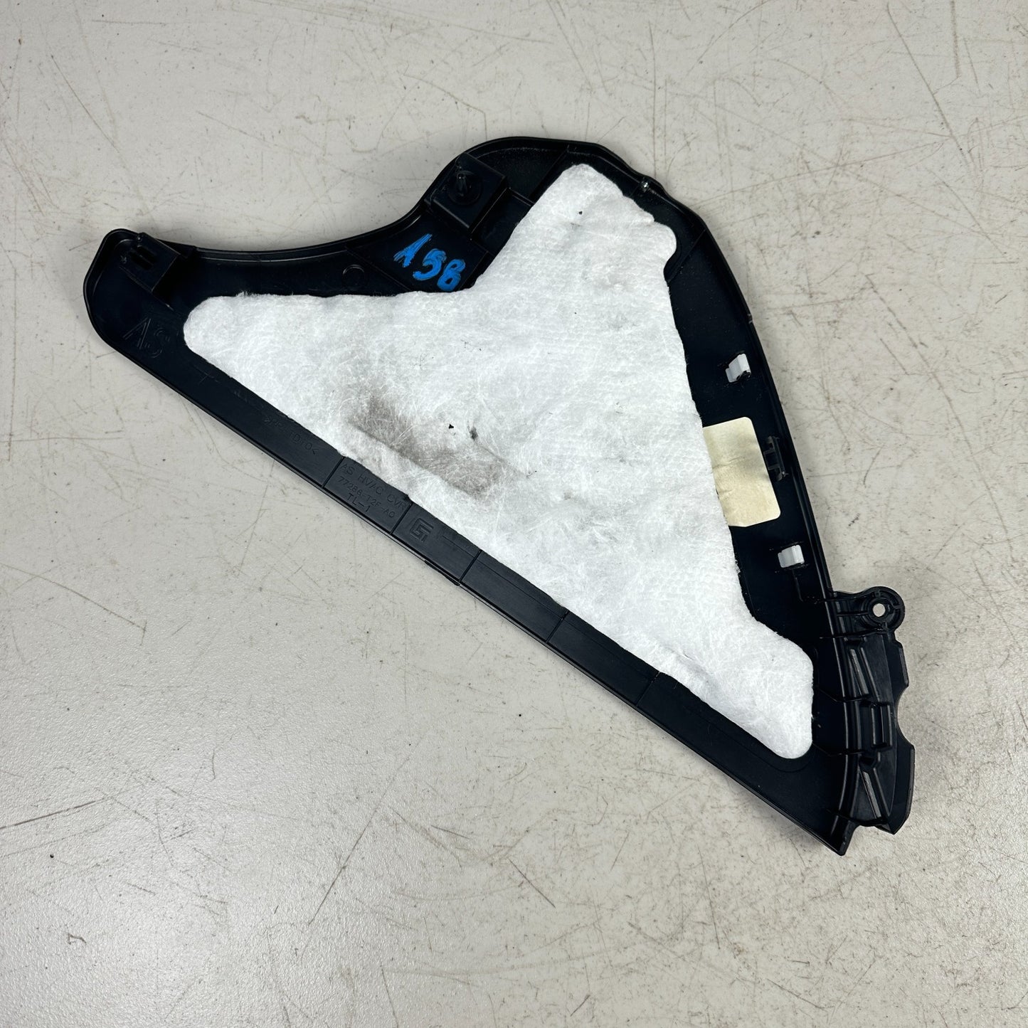 13-17 HONDA ACCORD FRONT RIGHT PASSENGER SIDE CENTER CONSOLE COVER LID BLACK OEM