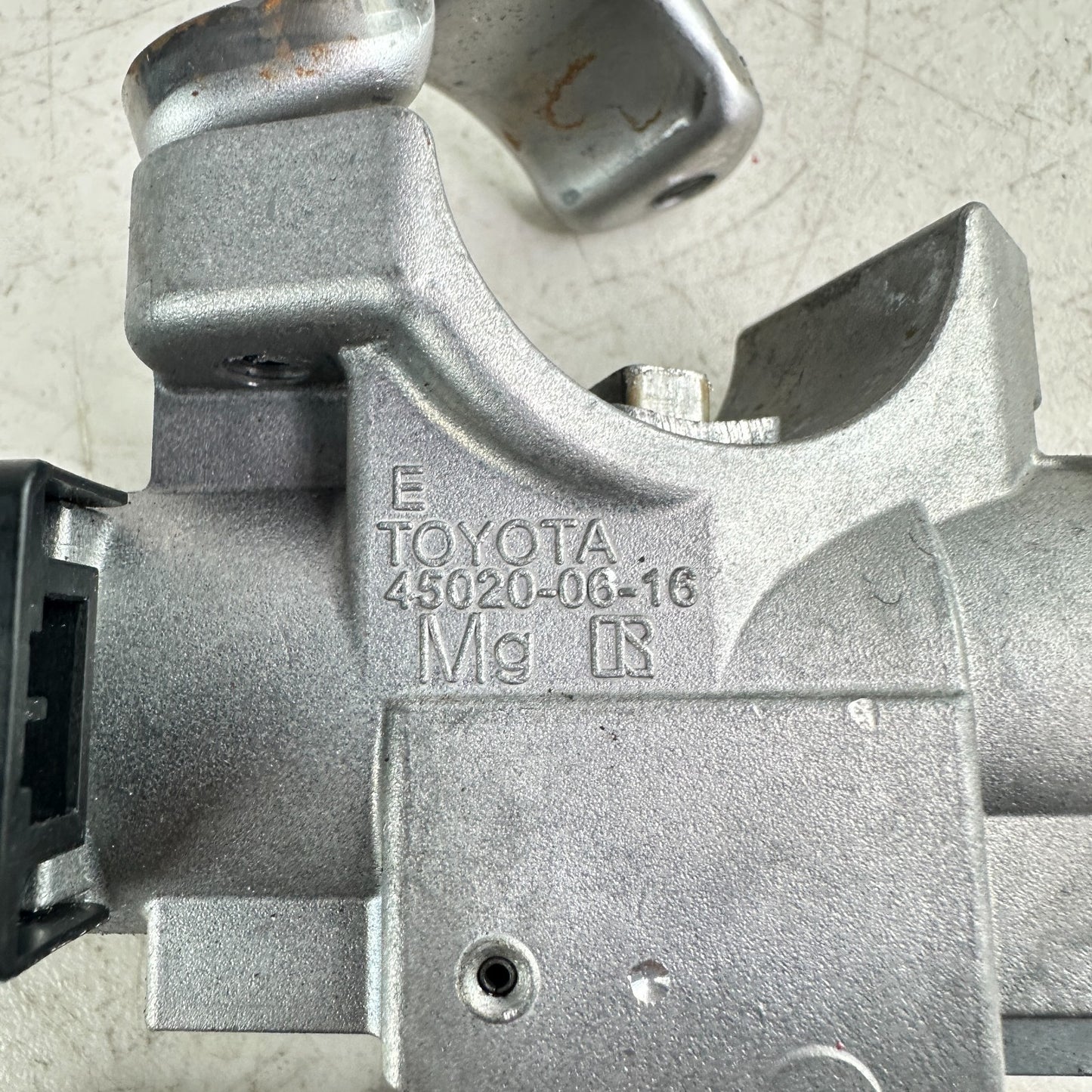 19-22TOYOTA COROLLA ENGINE STARTER IGNITION SWITCH LOCK CYLINDER WITH KEY OEM