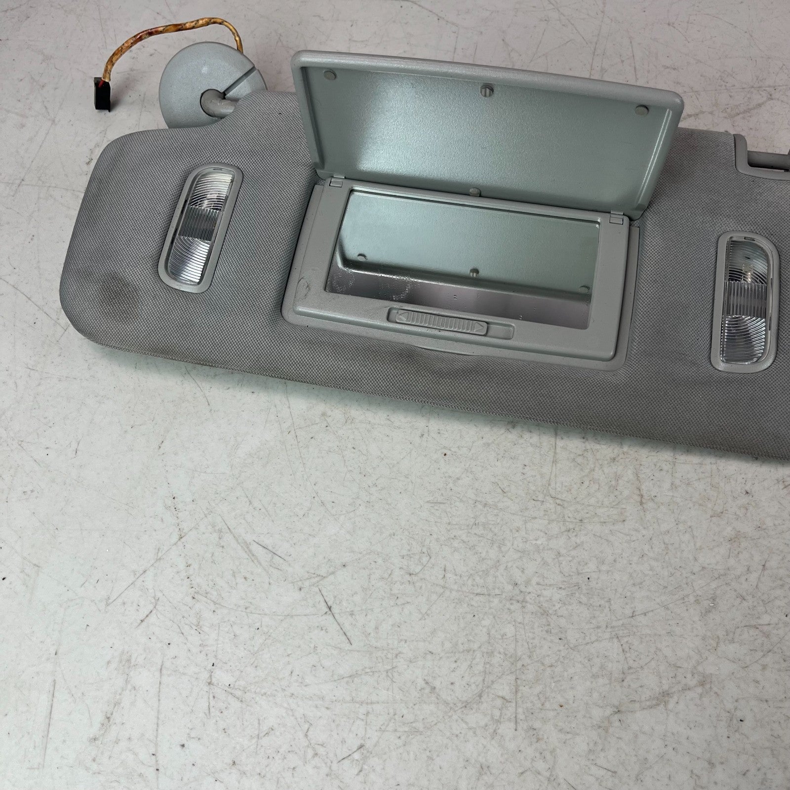 2008-2015 CADILLAC CTS-V FRONT LEFT SIDE INTERIOR SUNVISOR SUN VISOR SHADE OEM