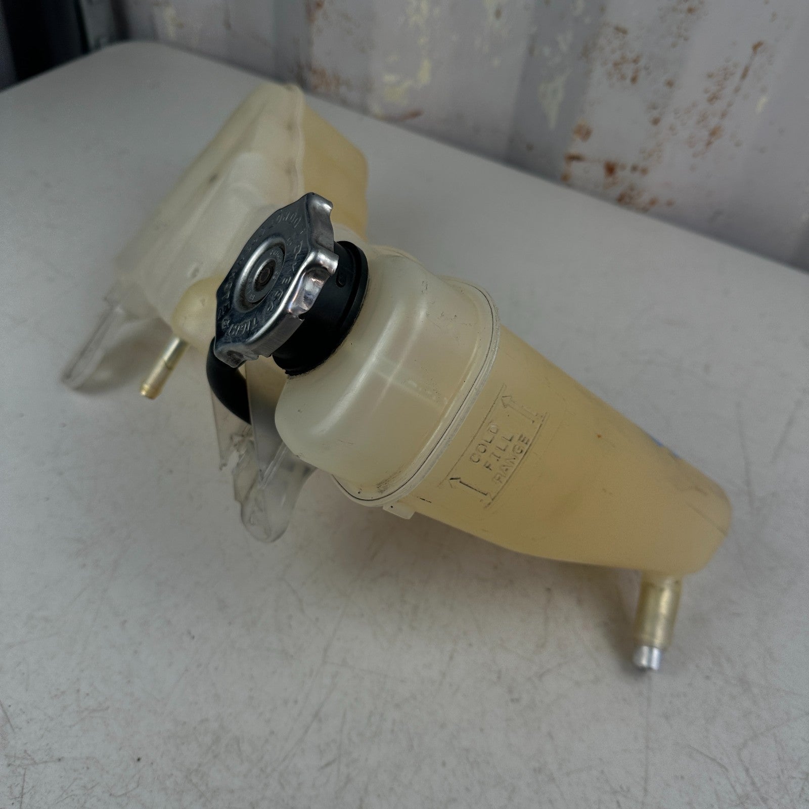 2011 - 2023 DODGE CHARGER 3.6L ENGINE RADIATOR COOLANT RECOVERY BOTTLE TANK OEM