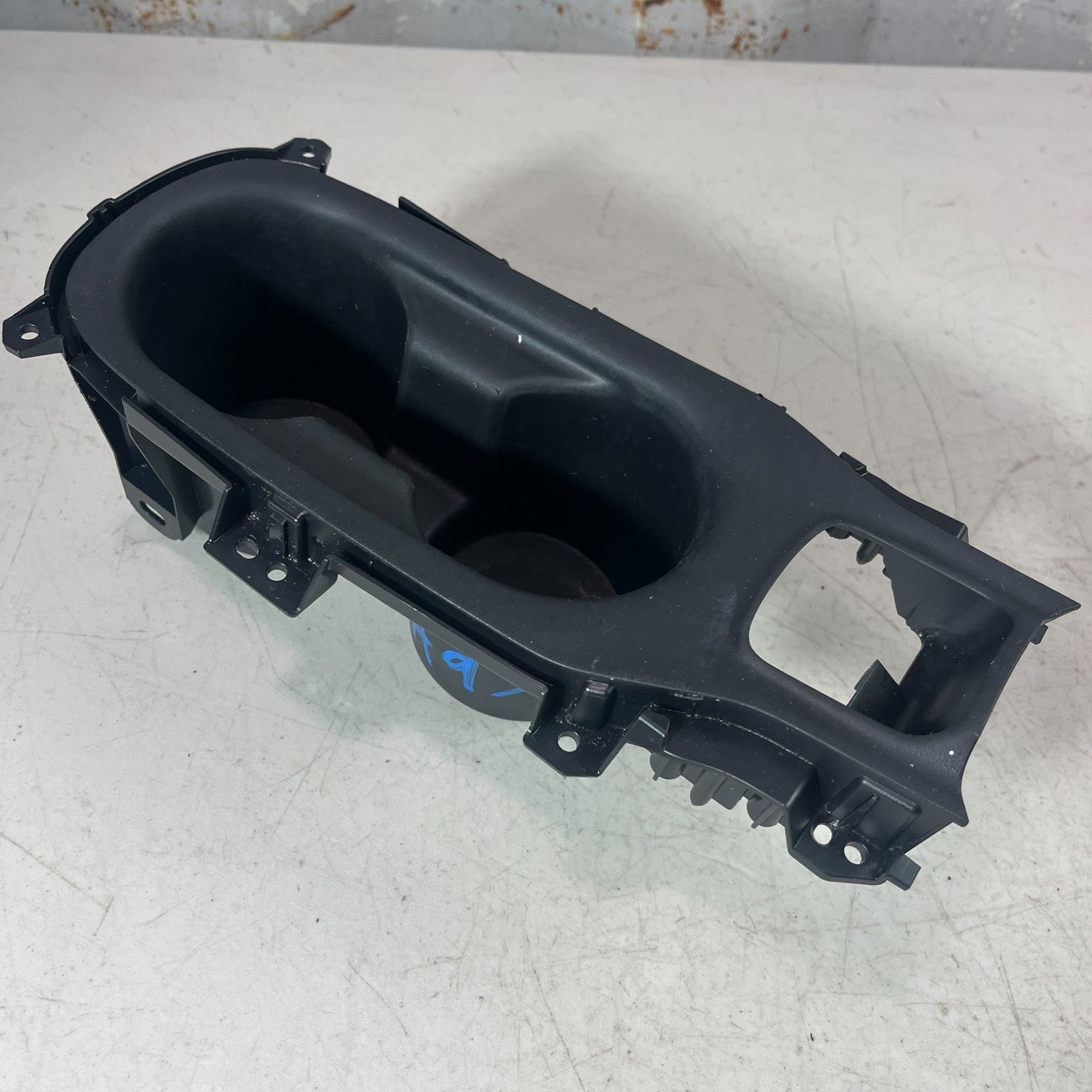 19-22 TOYOTA COROLLA FRONT CENTER CONSOLE DRINK DUAL CUP HOLDER 58803-12120 OEM