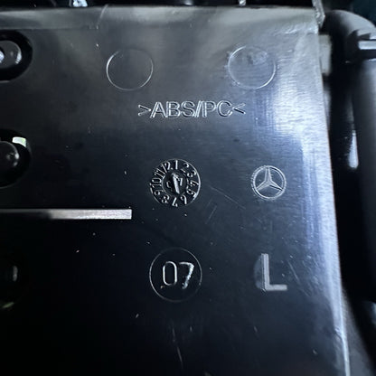 2008-2011 Mercedes-Benz C300 Center Dash AC Air Vents w/ Switch Buttons OEM
