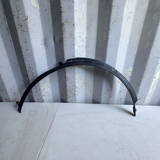 15-19 CHEVROLET CORVETTE Z06 OEM RH PASSENGER FRONT FENDER MOLDING 23315197