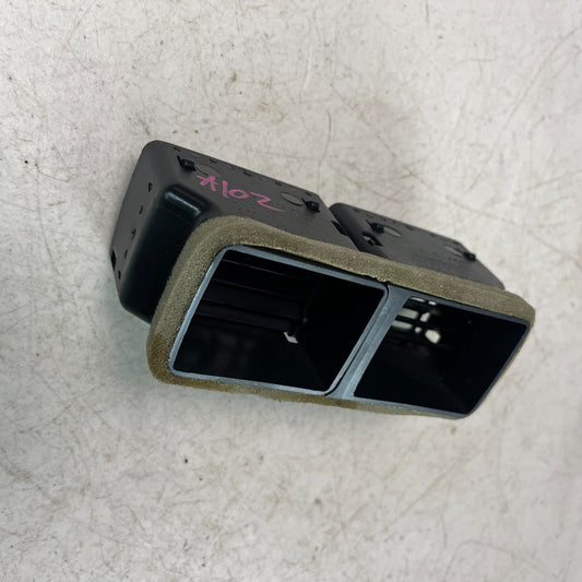 08-15 CADILLAC CTS-V REAR CENTER CONSOLE AC HEATER AIR VENT GRILLE 25749648 OEM