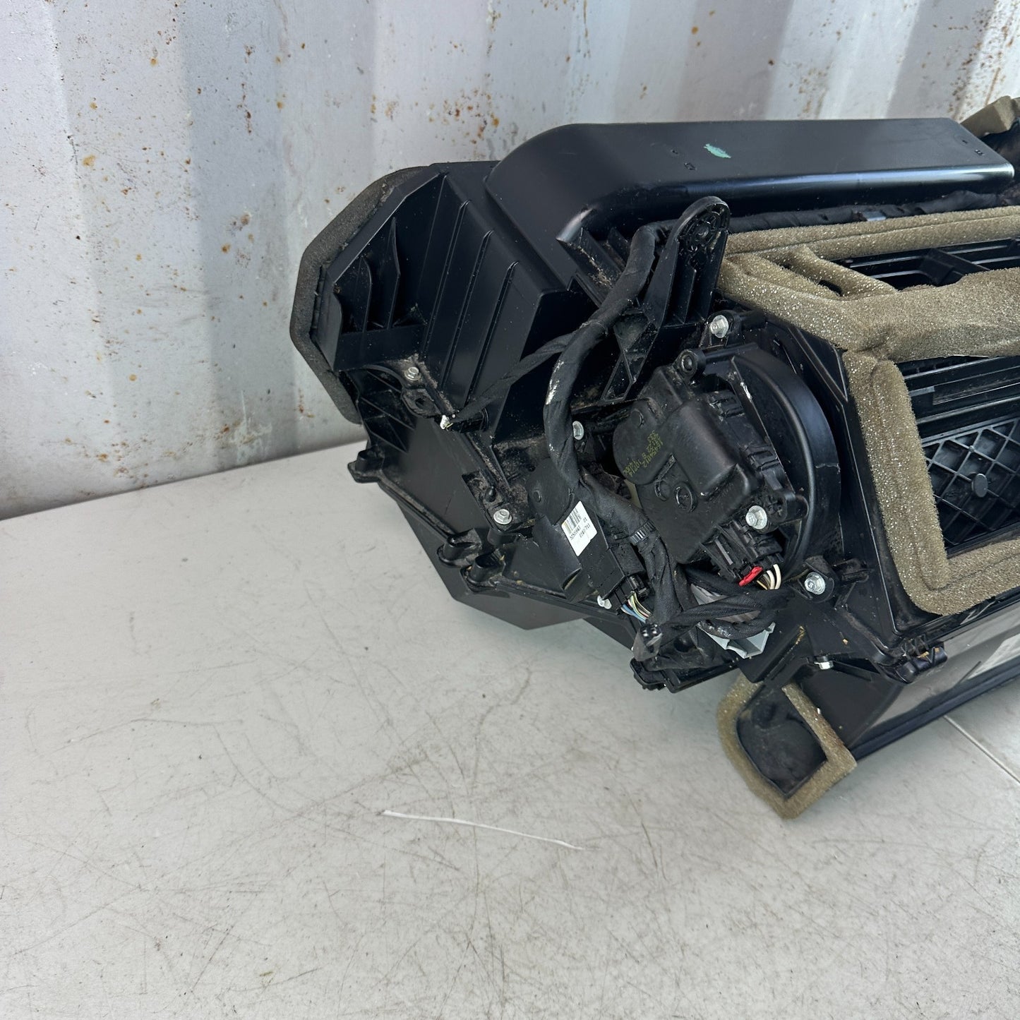 2014-2019 CHEVROLET CORVETTE C7 HVAC HEATER BLOWER BOX ASSEMBLY 23154085 OEM