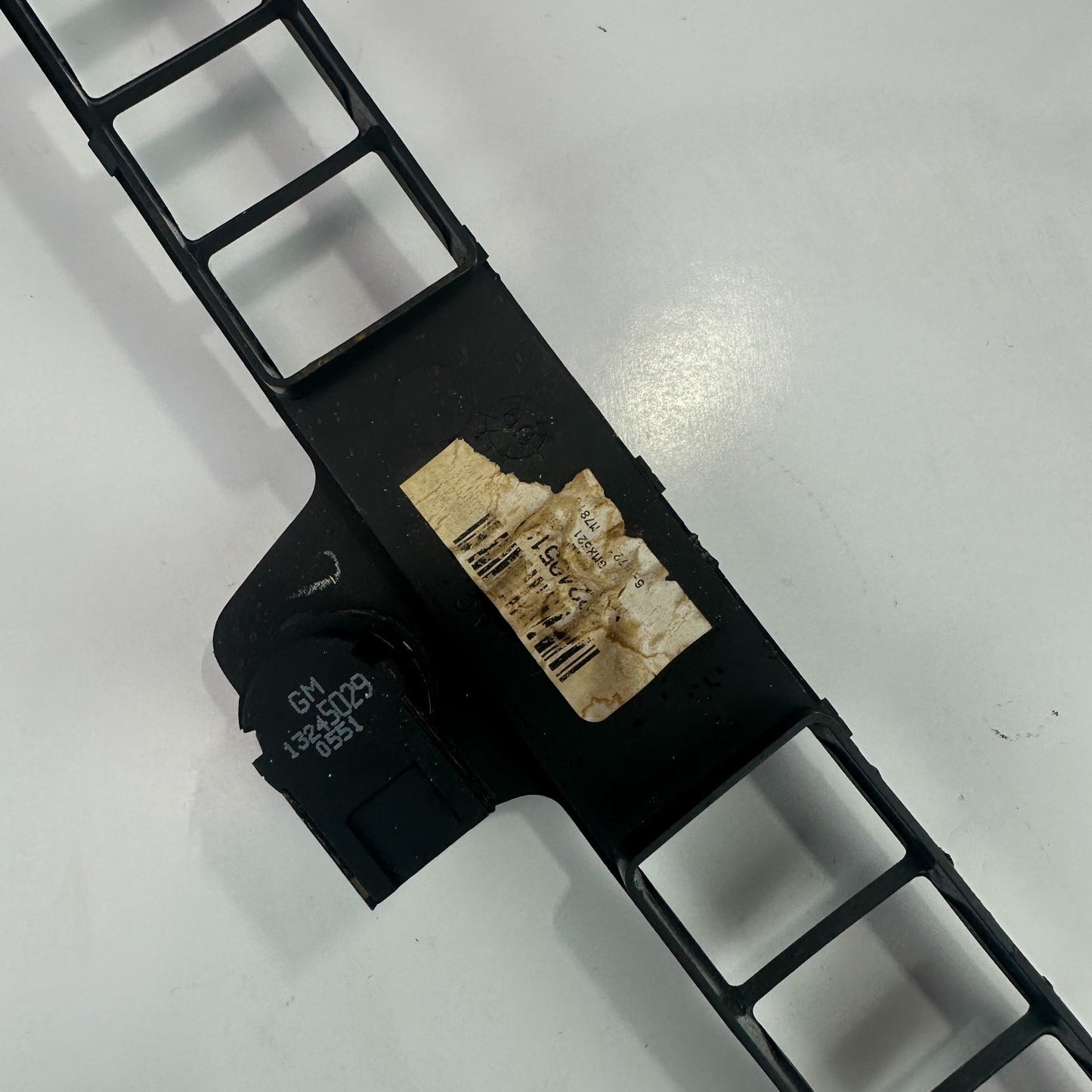10-15 CHEVROLET CAMARO UPPER DASH DEFROST VENT WITH CLIMATE SENSOR 13245029 OEM