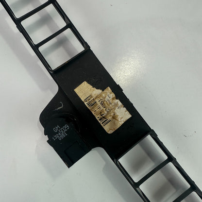 10-15 CHEVROLET CAMARO UPPER DASH DEFROST VENT WITH CLIMATE SENSOR 13245029 OEM