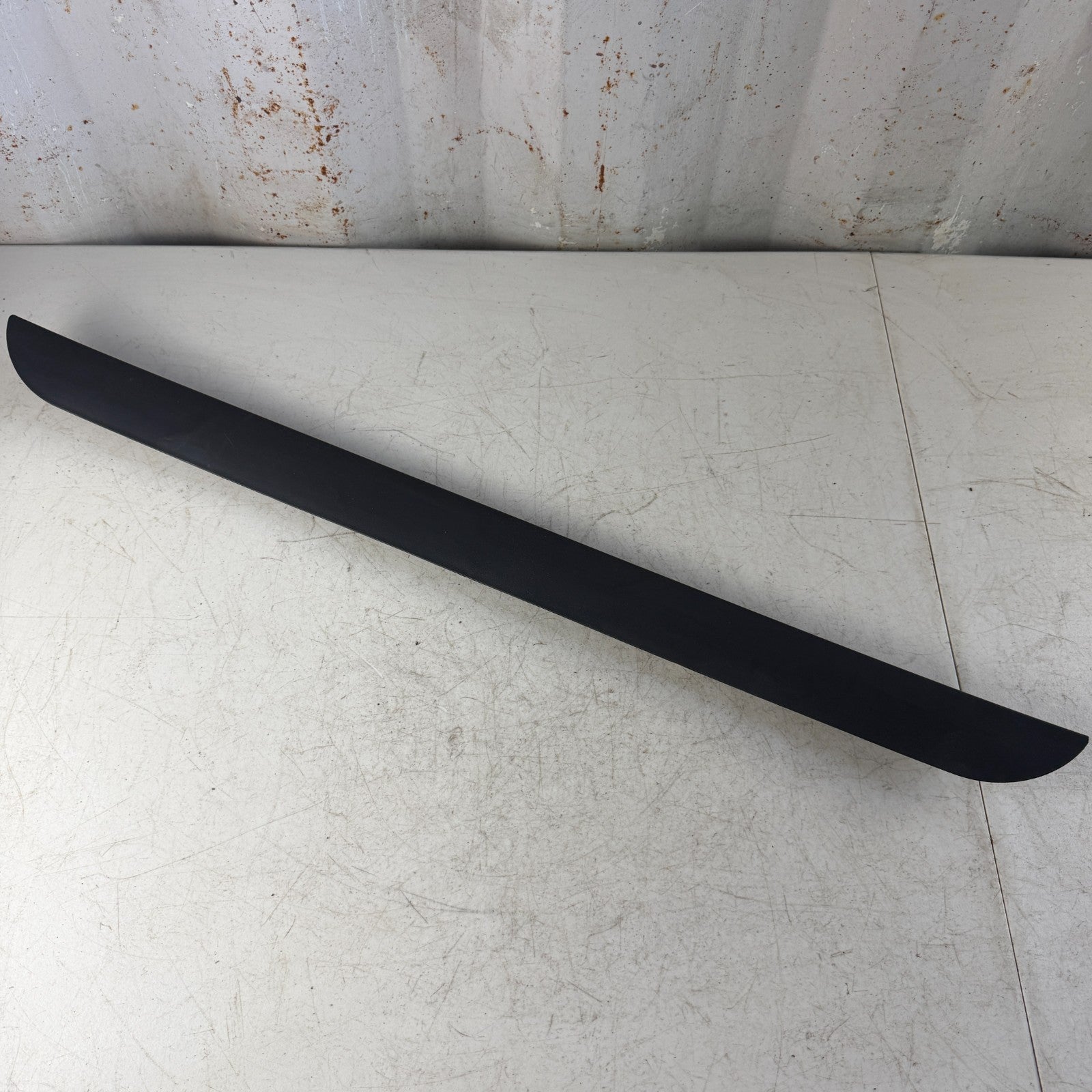 2014-2019 CHEVROLET CORVETTE C7 REAR LIFTGATE DEFOGGER TRIM PANEL AMG12828 OEM