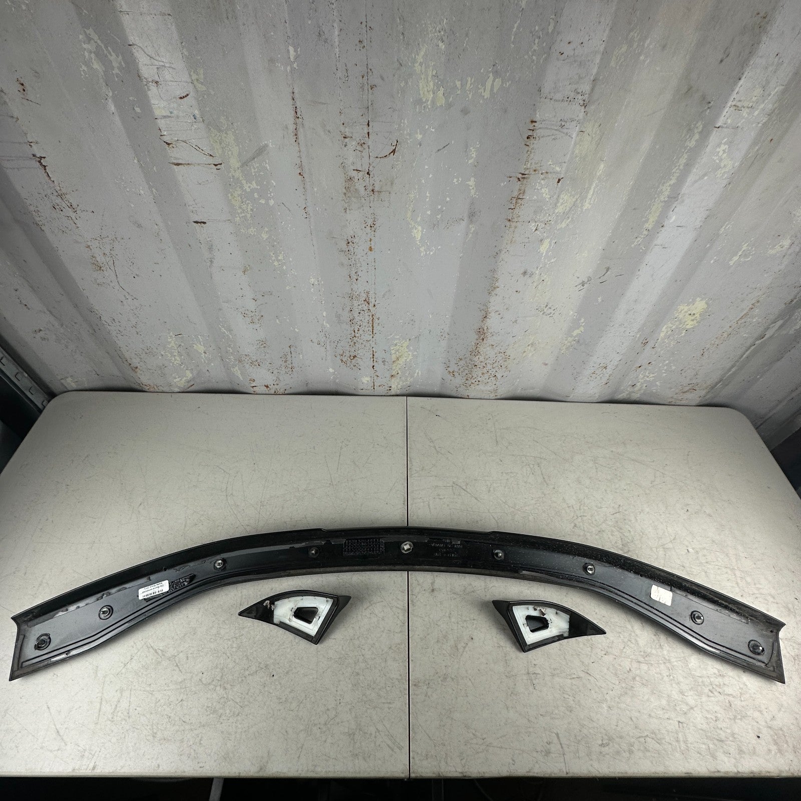 2017 - 2024 CHEVROLET CAMARO ZL1 REAR TRUNK LID END WING SPOILER BLACK 3PCS OEM