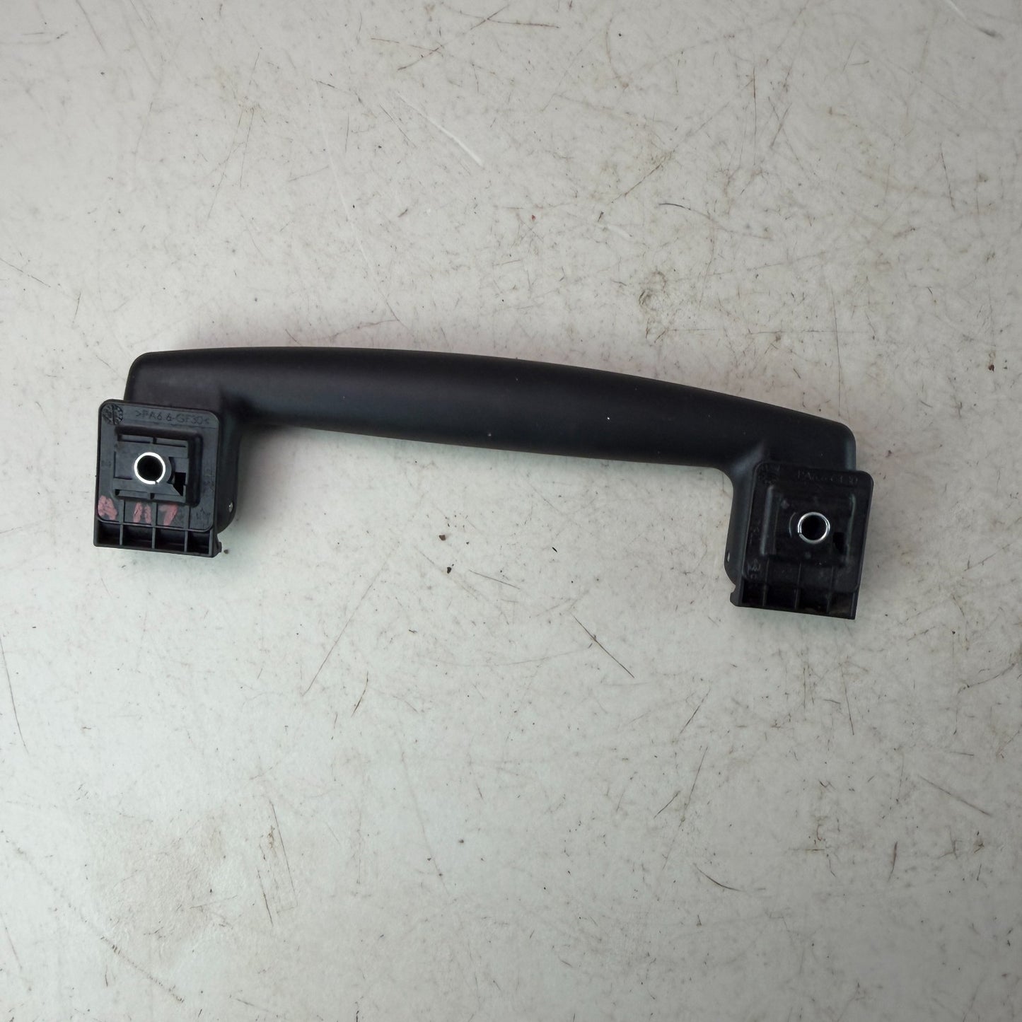 2017-2020 MASERATI LEVANTE FRONT RIGHT PASSENGER SIDE ROOF GRIP GRAB HANDLE OEM