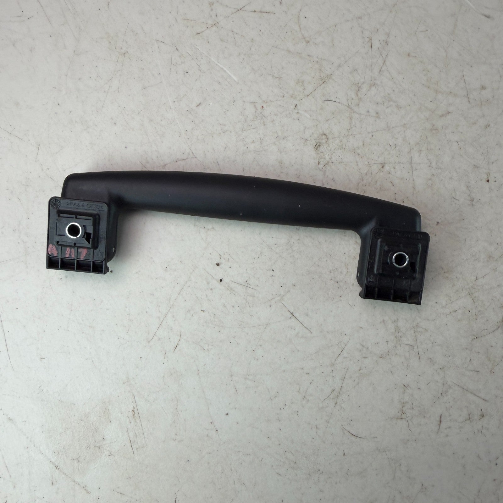 2017-2020 MASERATI LEVANTE FRONT RIGHT PASSENGER SIDE ROOF GRIP GRAB HANDLE OEM