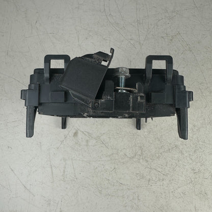 2014-2019 CHEVROLET CORVETTE C7 UNDER HOOD RELAY FUSE BOX ASSEMBLY 23189699 OEM