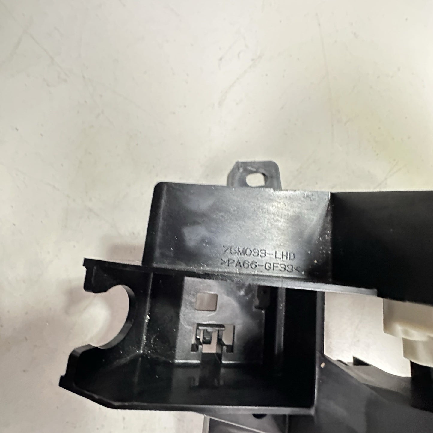 2020-2022 TOYOTA COROLLA FLOOR GEAR SHIFTER BLACK 2.0L AT FWD