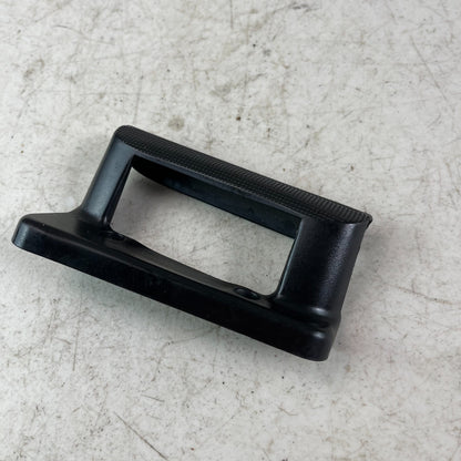 05-13 CHEVY CORVETTE RIGHT PASSENGER SIDE EXTERIOR DOOR HANDLE SWITCH BEZEL OEM