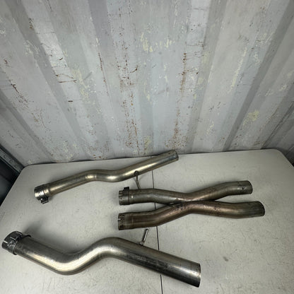 2016-2024 CHEVROLET CAMARO LOWER EXHAUST X PIPE ASSEMBLY OEM