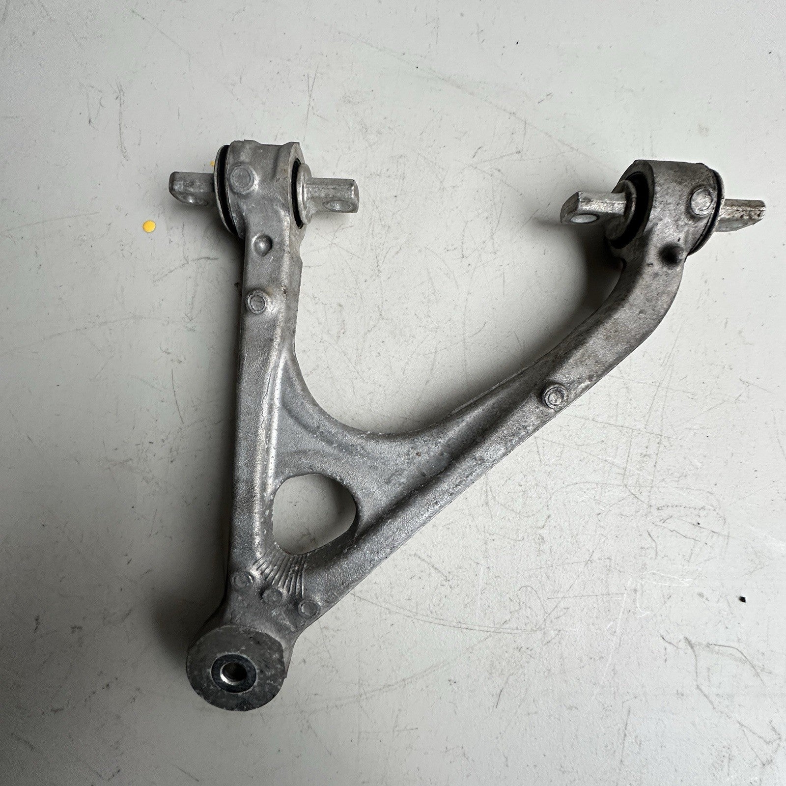 2014-2019 Chevy Corvette Rear Right Upper Control Arm 84463637 23120539 OEM