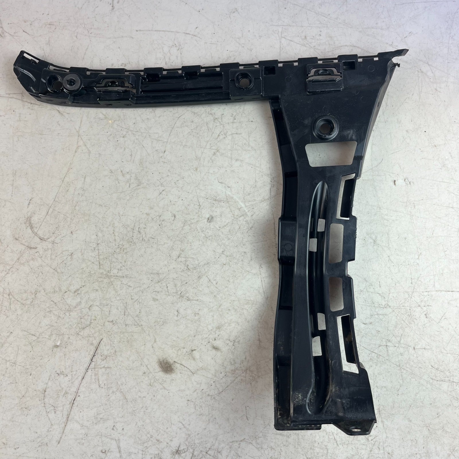2015-2021 MERCEDES C300 REAR LEFT BUMPER MOUNT HOLDER BRACKET A2058801702 OEM