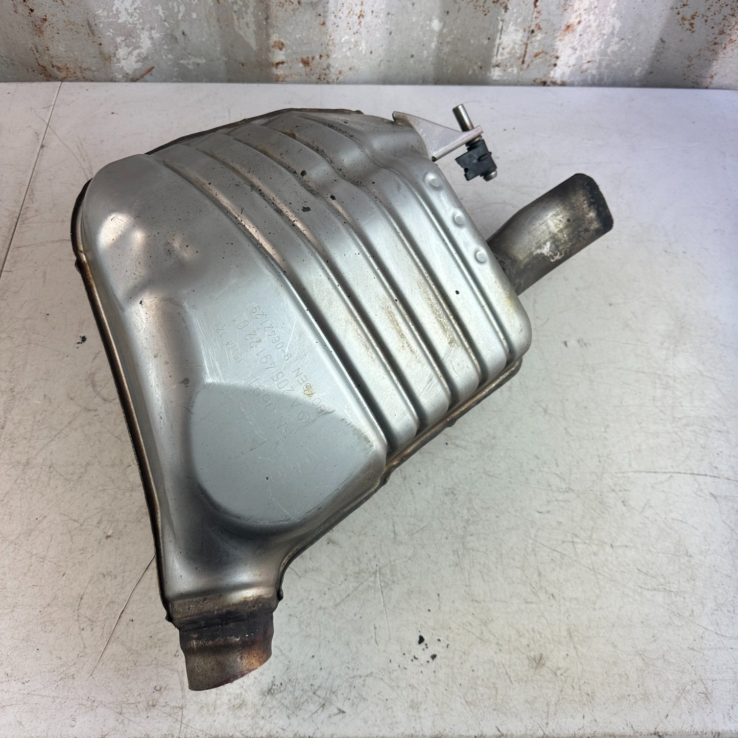 2015-2018 MERCEDES W205 C300 REAR LEFT DRIVER EXHAUST MUFFLER A2054909421 OEM