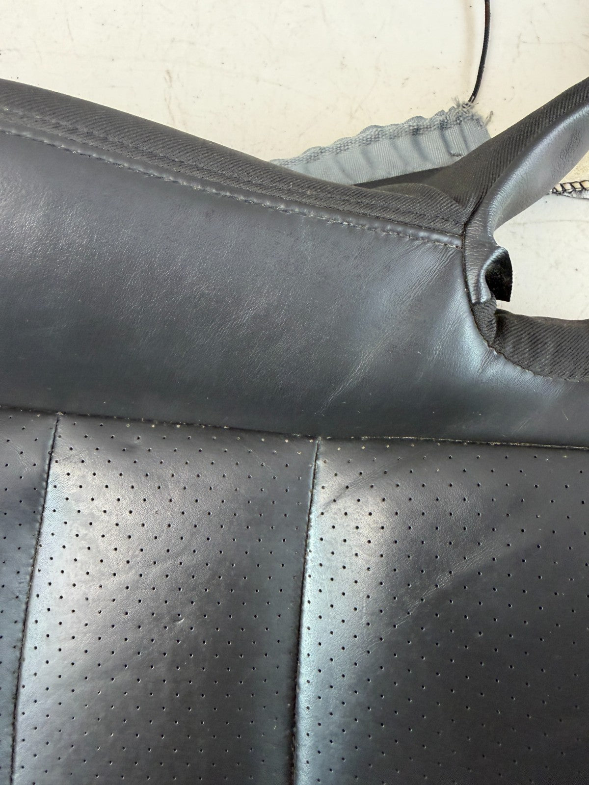 2005-2013 CHEVROLET CORVETTE C6 LEFT DRIVER SIDE LOWER BENCH SEAT CUSHION BLACK