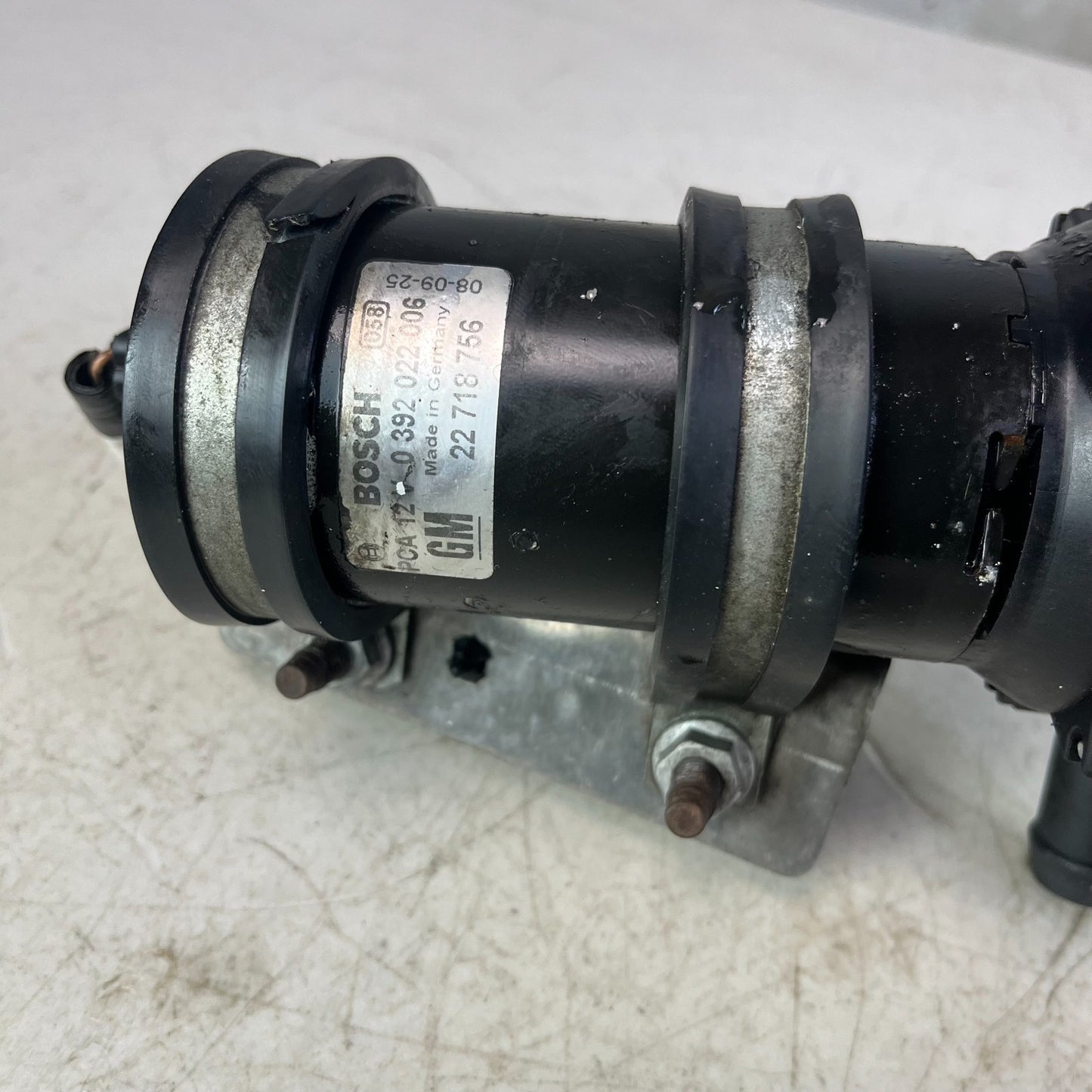 2008-2015 CADILLAC CTS-V ELECTRIC AUXILIARY HEATER WATER PUMP 0392022006 OEM