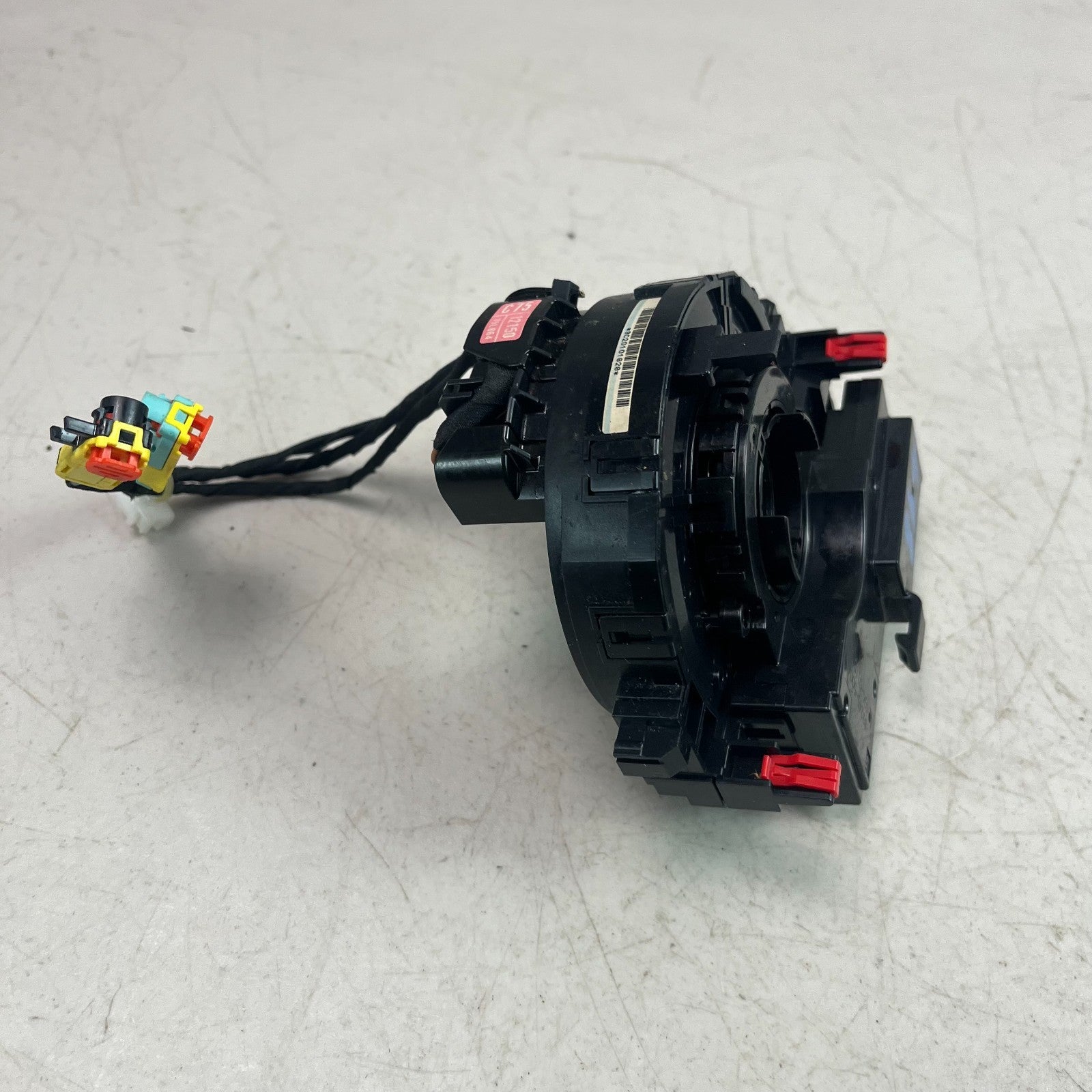 2019-2023 TOYOTA COROLLA FRONT LEFT STEERING WHEEL ANGLE SENSOR 89245-50040 OEM