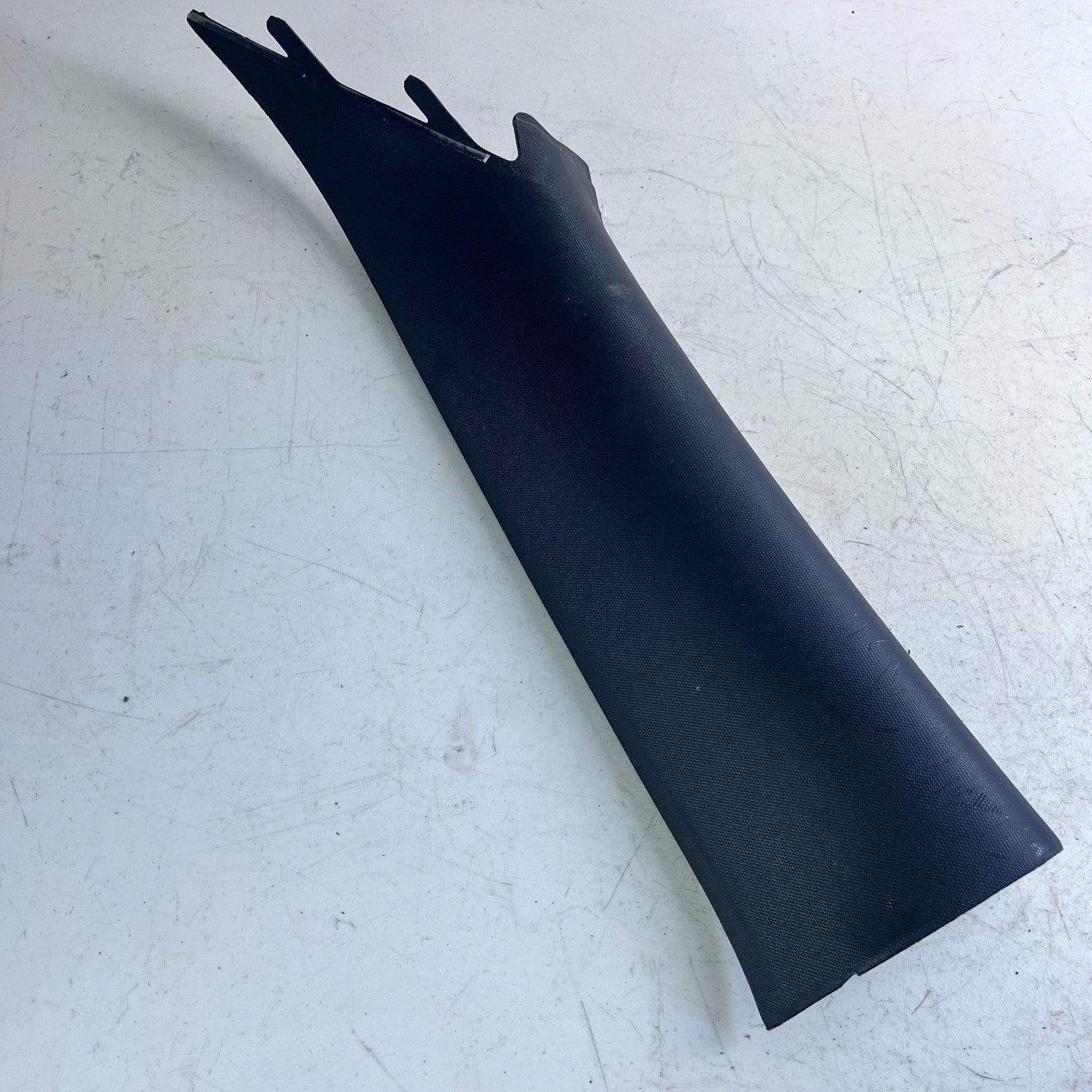 2010-2015 CHEVROLET CAMARO FRONT LEFT DRIVER SIDE A-PILLAR TRIM BLACK 20998050
