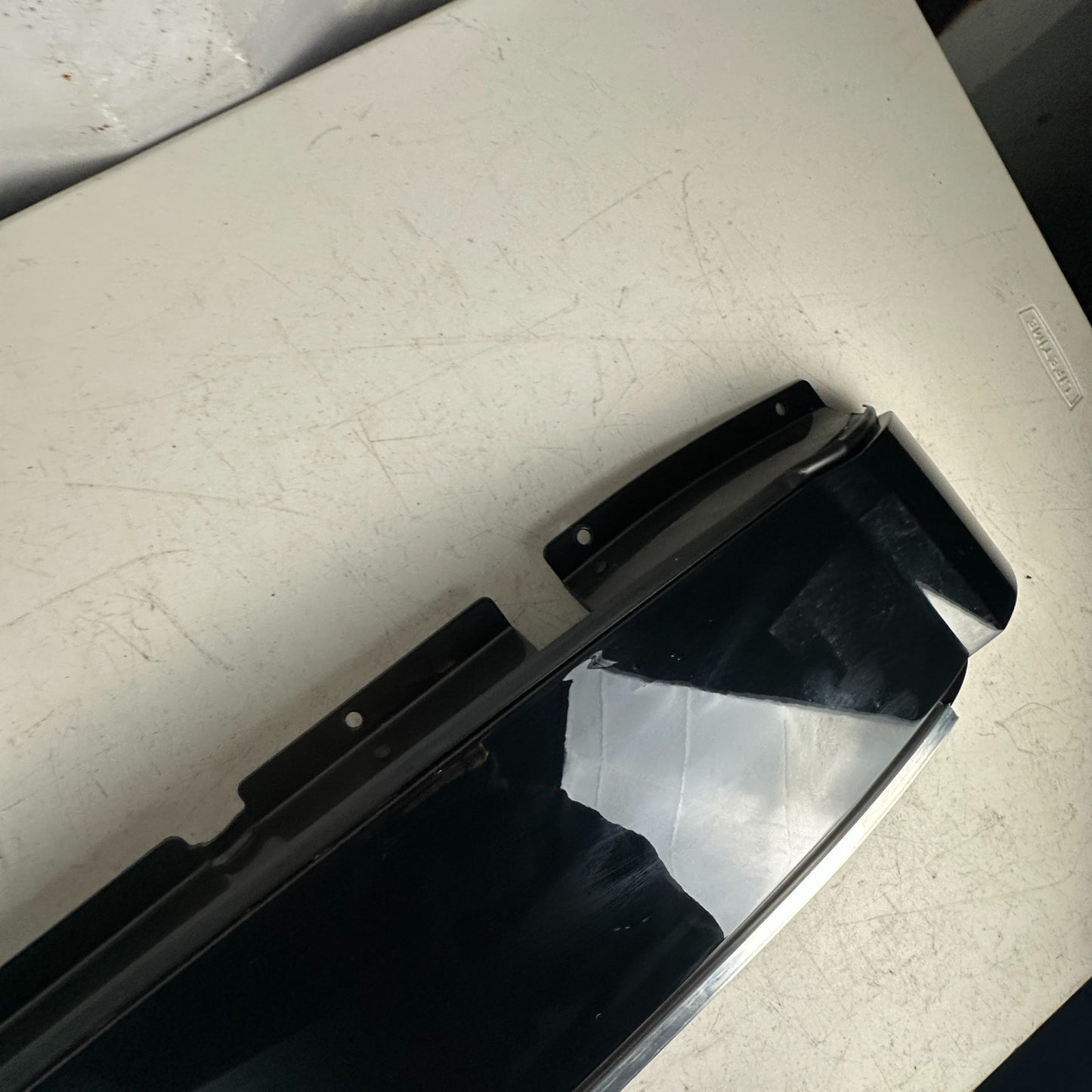 2014-2019 CHEVROLET CORVETTE C7 REAR ROOF EXTENSION COVER PANEL 23316884 OEM