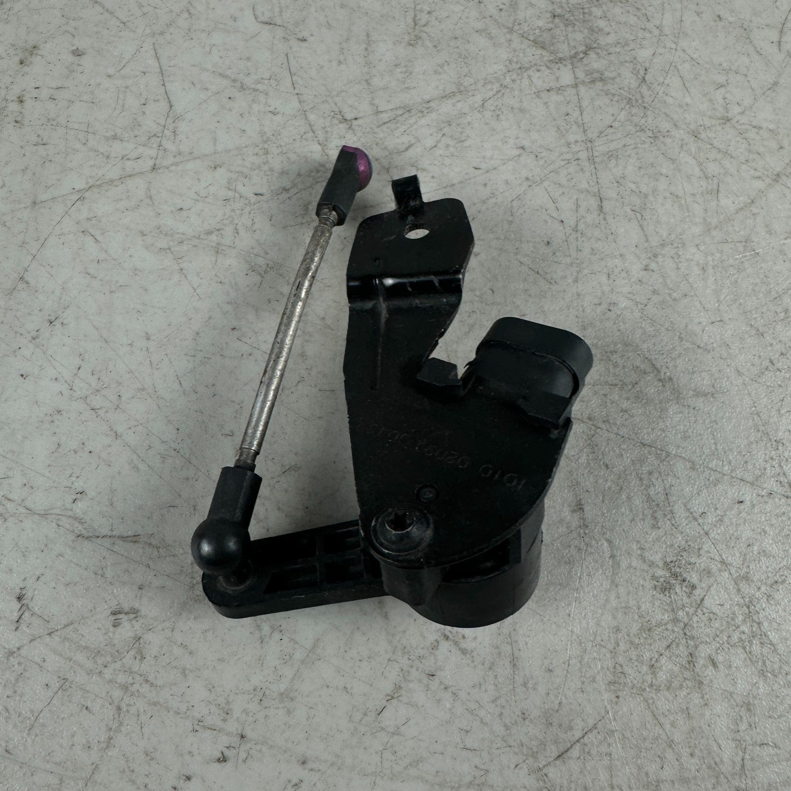 2016-24 CHEVROLET CAMARO REAR LEFT SIDE SUSPENSION RIDE HEIGHT LEVEL SENSOR OEM