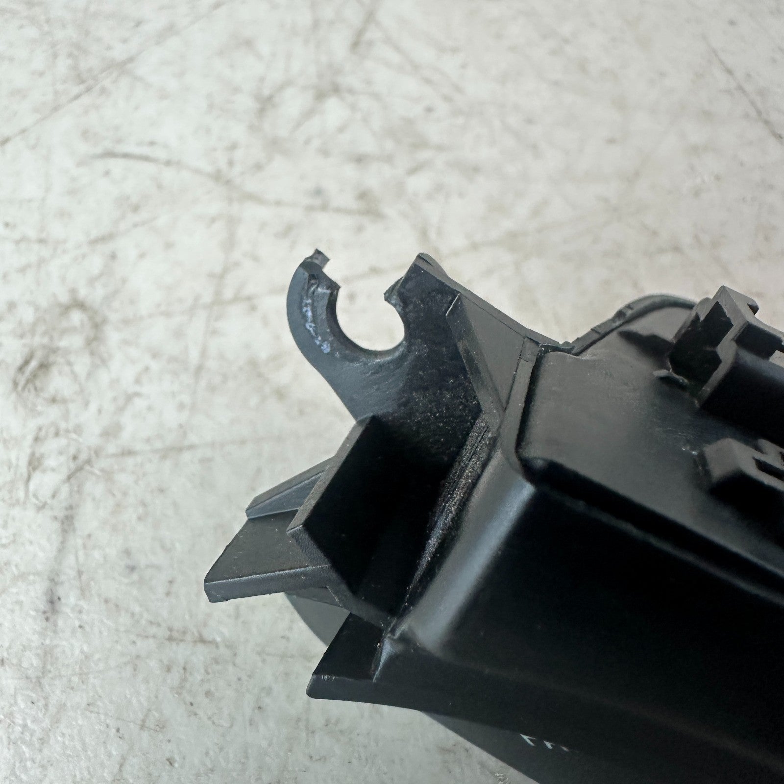 2014-2019 CHEVROLET CORVETTE C7 STEERING RADIO CONTROL SWITCH 23347580 OEM