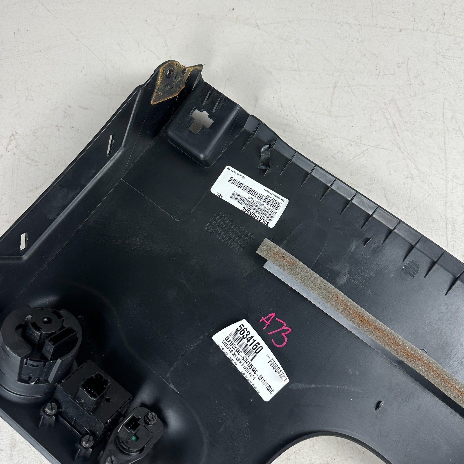 11-23 DODGE CHARGER DASH LEFT SIDE LOWER KNEE BOLSTER TRIM COVER 68141053AB OEM