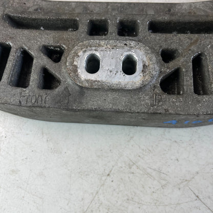 2015-2023 DODGE CHALLENGER TRANSMISSION CROSSMEMBER MOUNT BRACKET 68170323AA OEM