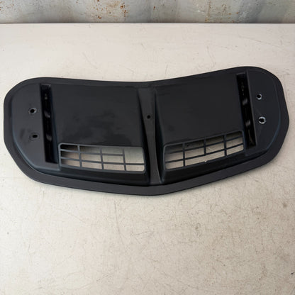 2019-2024 CHEVROLET CAMARO FRONT HOOD AIR SCOOP GRILLE DEFLECTOR 84338460 OEM