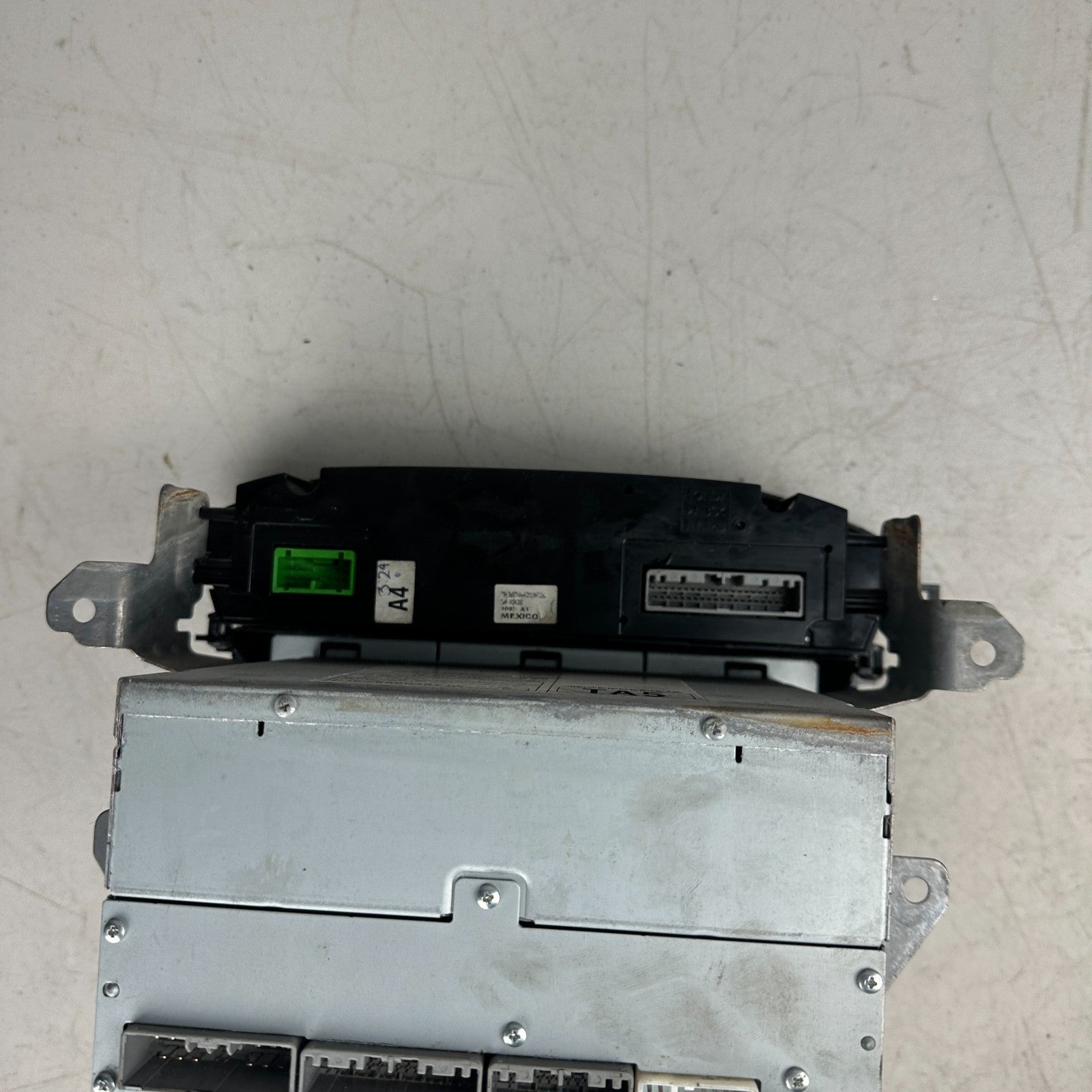 2010–2013 ACURA MDX AM FM RADIO 6 DISC CD MP3 PLAYER BLACK 39101-STX-A510-M1 OEM