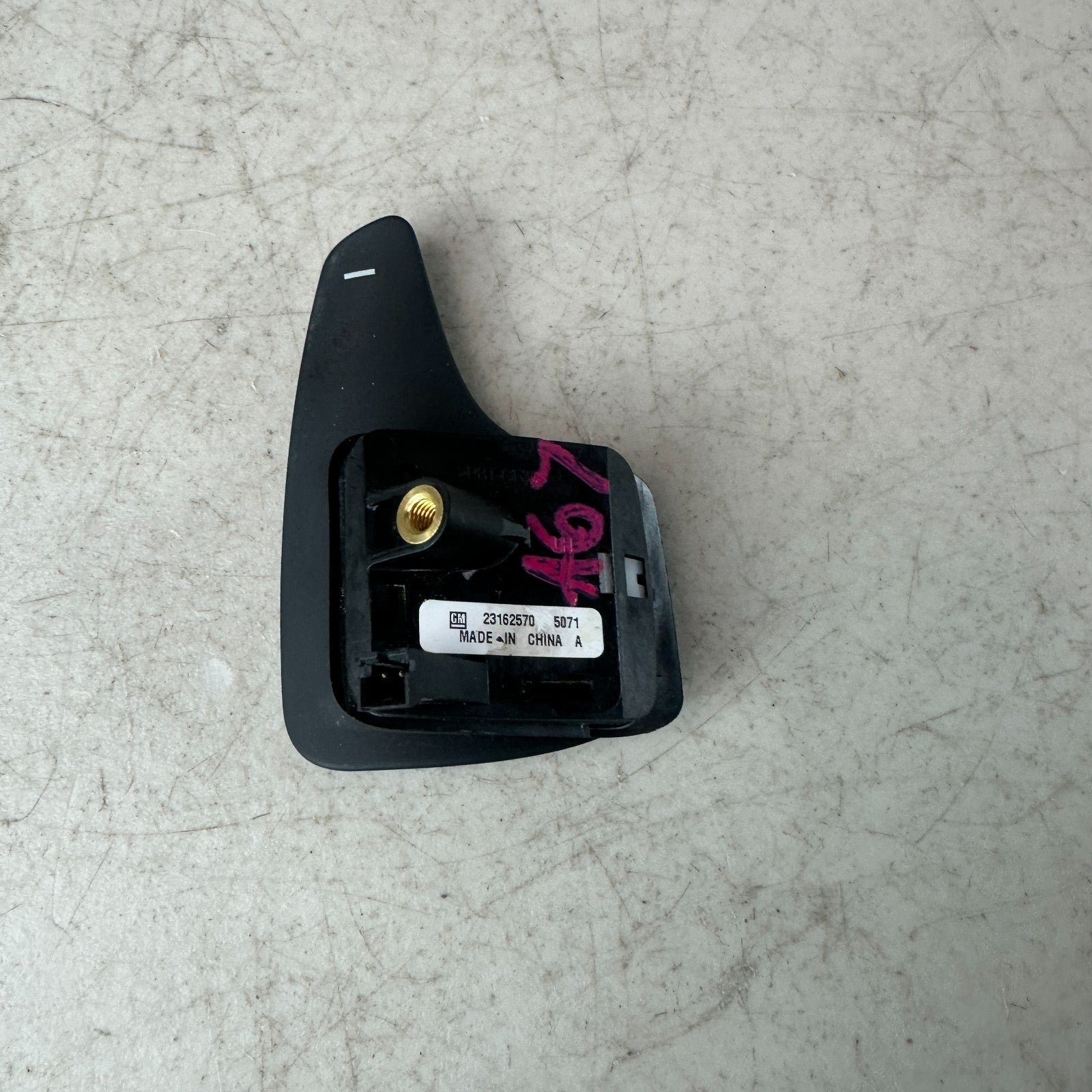 2014-2019 CHEVROLET CORVETTE C7 STEERING WHEEL LEFT SIDE MATCH PADDLE SWITCH OEM