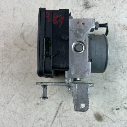 2015-2016 MERCEDES W205 C300 ABS ANTI-LOCK BRAKE PUMP CONTROL MODULE A2539011400
