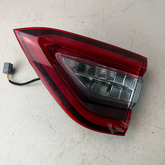 2017-2024 MASERATI LEVANTE REAR RIGHT PASSENGER INNER TAIL LIGHT LAMP 20680220