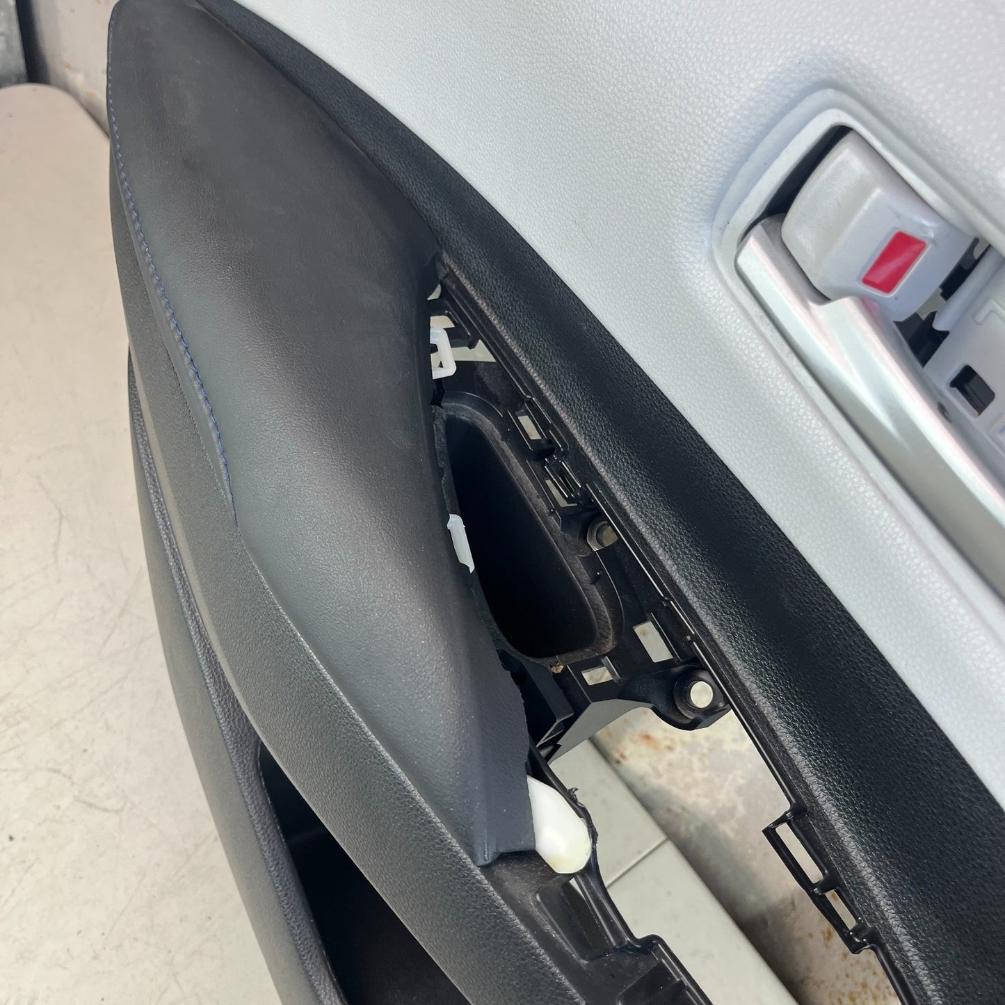 2020-2025 TOYOTA COROLLA REAR LEFT DRIVER SIDE INTERIOR DOOR TRIM PANEL OEM