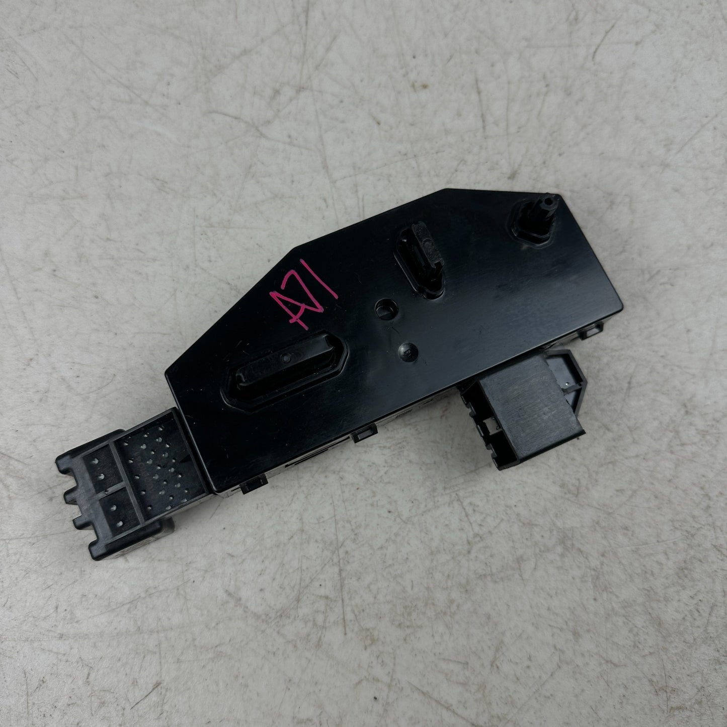 14-19 CHEVROLET CORVETTE FRONT LEFT DRIVER SIDE SEAT ADJUSTMENT SWITCH 23247095