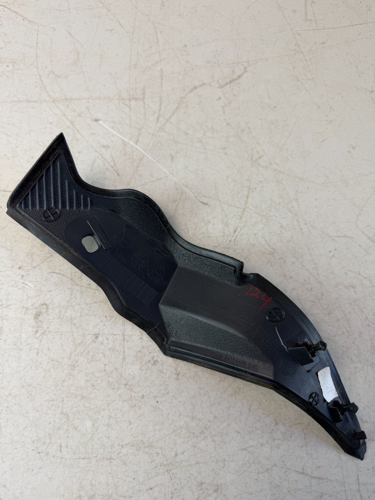 2016-2024 CHEVROLET CAMARO LEFT DRIVER AIR INLET GRILLE PANEL EXTENSION 23334887