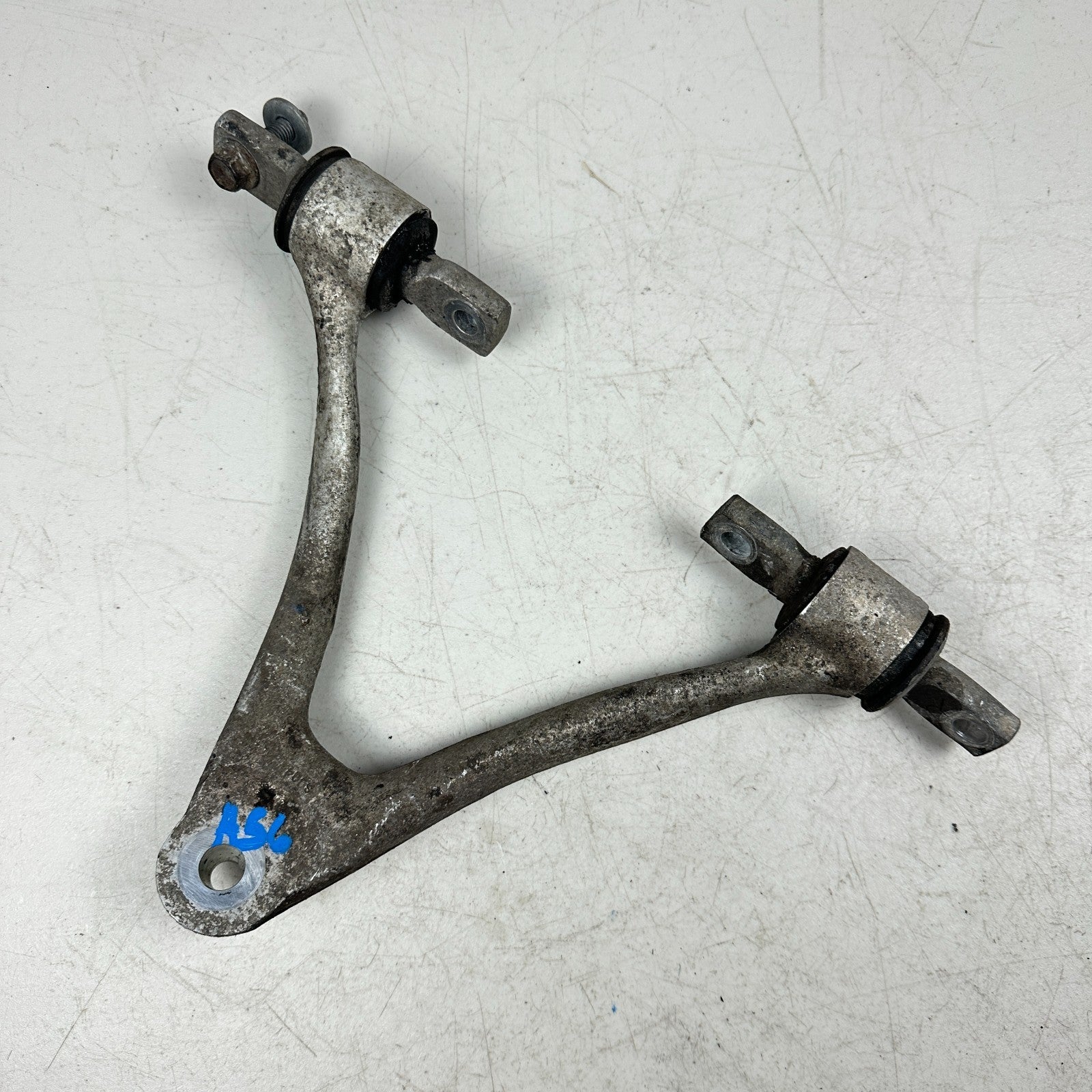 2005-2013 CHEVROLET CORVETTE C6 FRONT LEFT DRIVER SDIE UPPER CONTROL ARM OEM