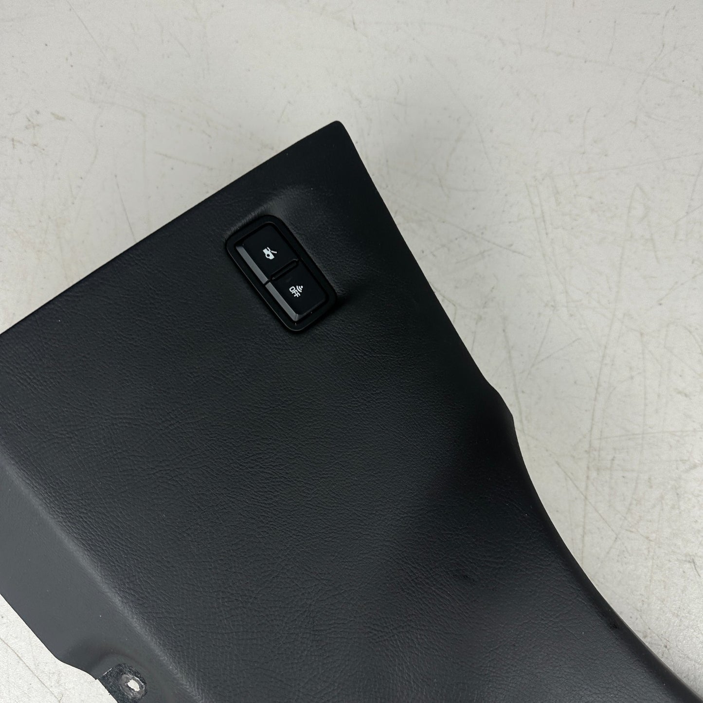 2014-2019 CHEVROLET CORVETTE C7 FRONT LEFT SIDE LOWER KNEE DASH PANEL TRIM OEM