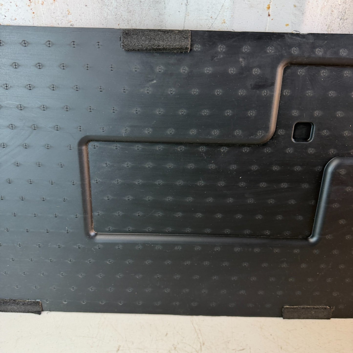 2014-19 CHEVROLET CORVETTE C7 REAR FLOOR CARGO STORAGE COMPARTMENT LID PANEL OEM