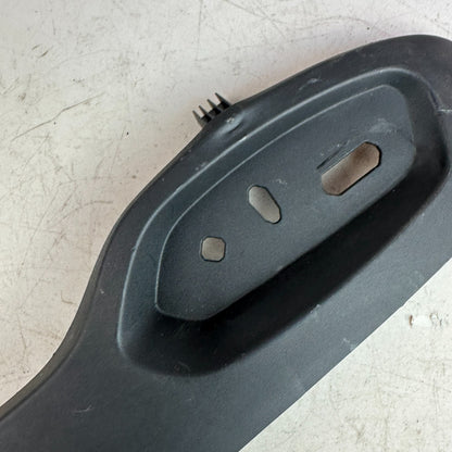 2014-2019 CHEVROLET CORVETTE RIGHT PASSENGER POWER SEAT SWITCH TRIM PANEL OEM