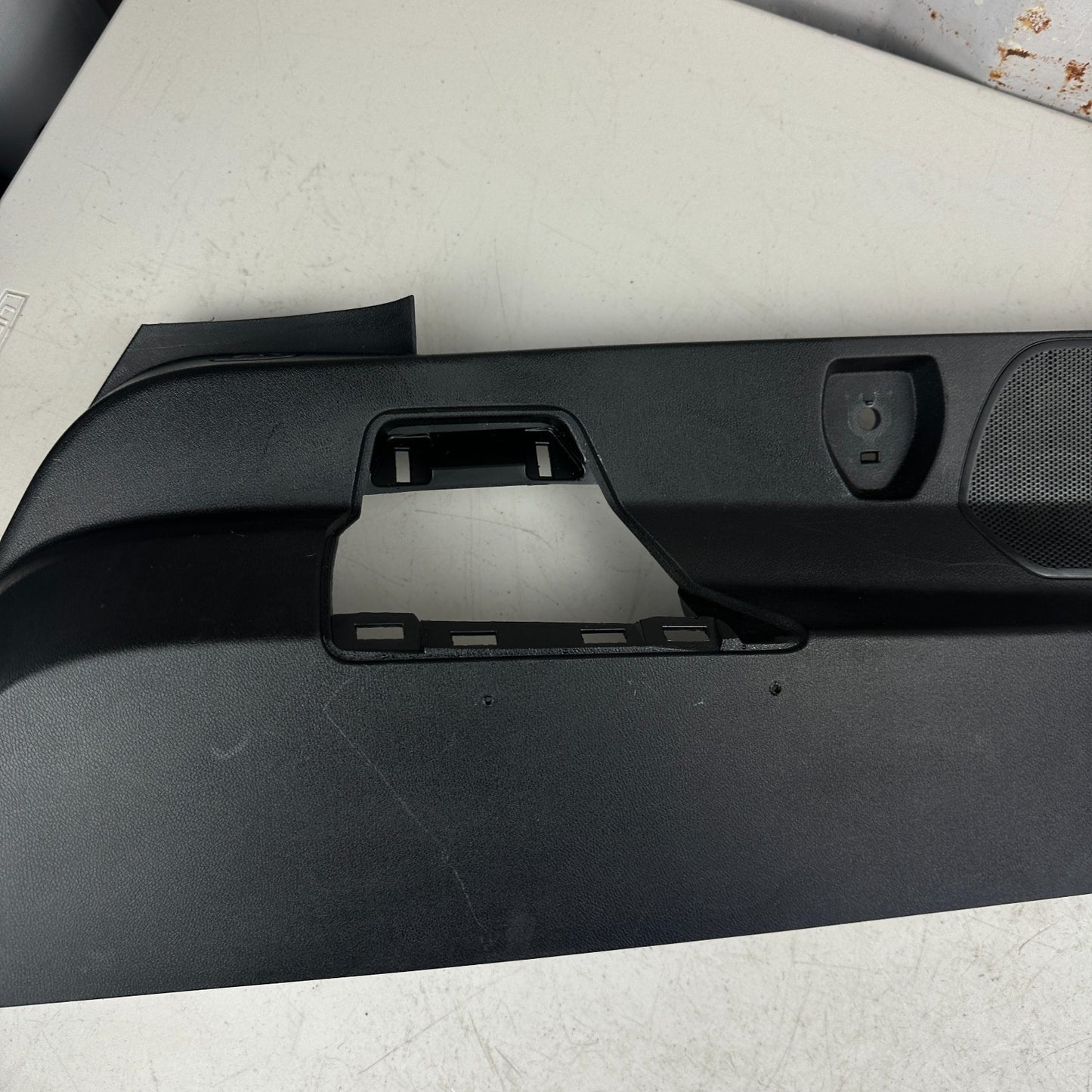 14-19 CHEVROLET CORVETTE C7 REAR LEFT DRIVER SIDE LOWER QUARTER TRIM PANEL OEM