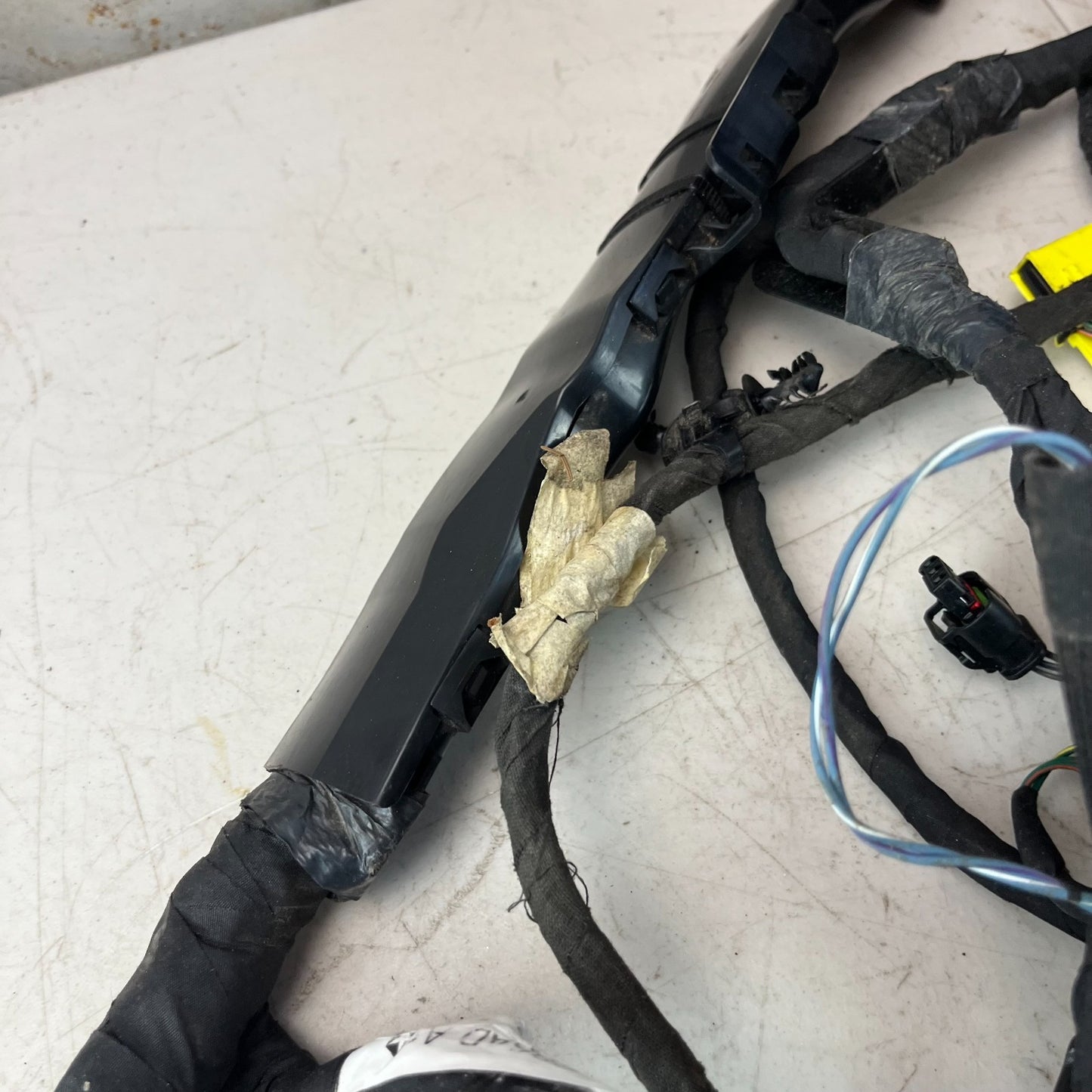 2015 DODGE CHALLENGER ENGINE ROOM FRONT BODY WIRE WIRING HARNESS 68225889AD OEM