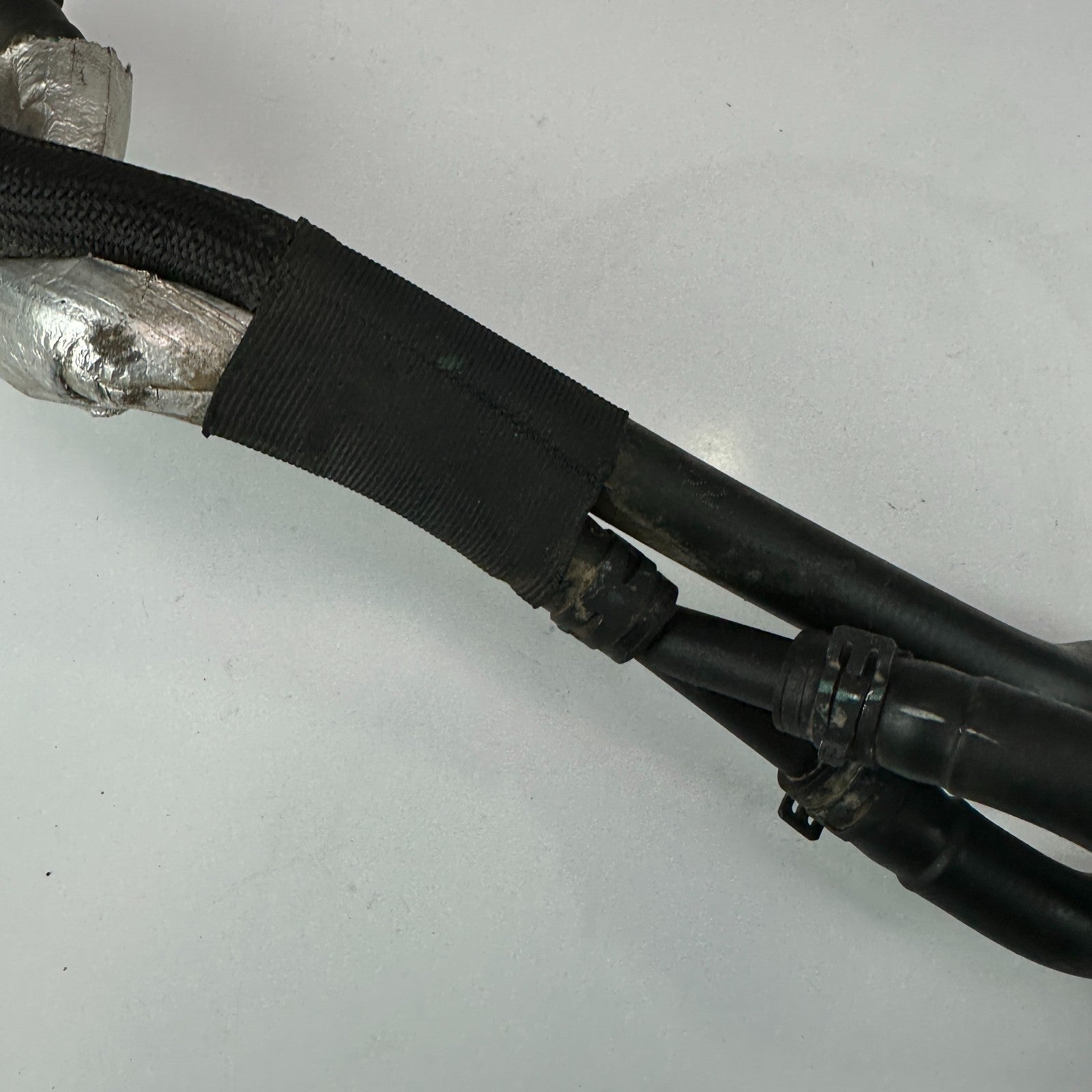 2014-2019 CHEVROLET CORVETTE C7 RADIATOR COOLANT RESERVOIR HOSE PIPES 22768503