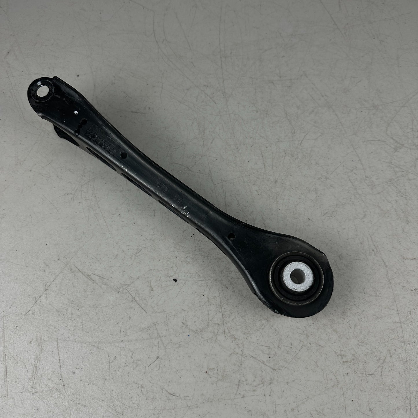 2016-24 CHEVROLET CAMARO REAR RIGHT SIDE UPPER TRAILING CONTROL ARM 84337449 OEM