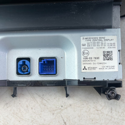 2015-2018 MERCEDES C300 FRONT RADIO NAVIGATION INFO DISPLAY SCREEN A2059002211