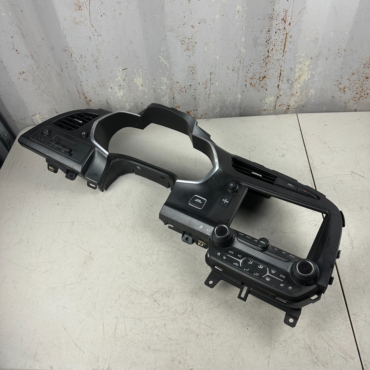 2014-2019 CHEVY CORVETTE C7 DASH INSTRUMENT GAUGE CLUSTER SCREEN TRIM PANEL OEM